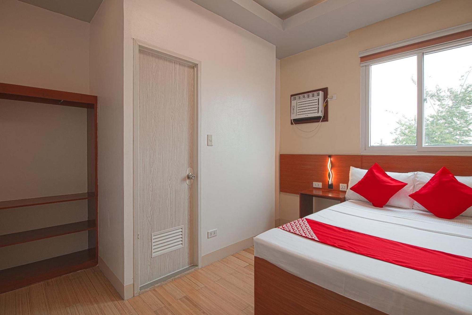 Oyo 685 K Fortune Apartelle Lapu-Lapu City Dış mekan fotoğraf