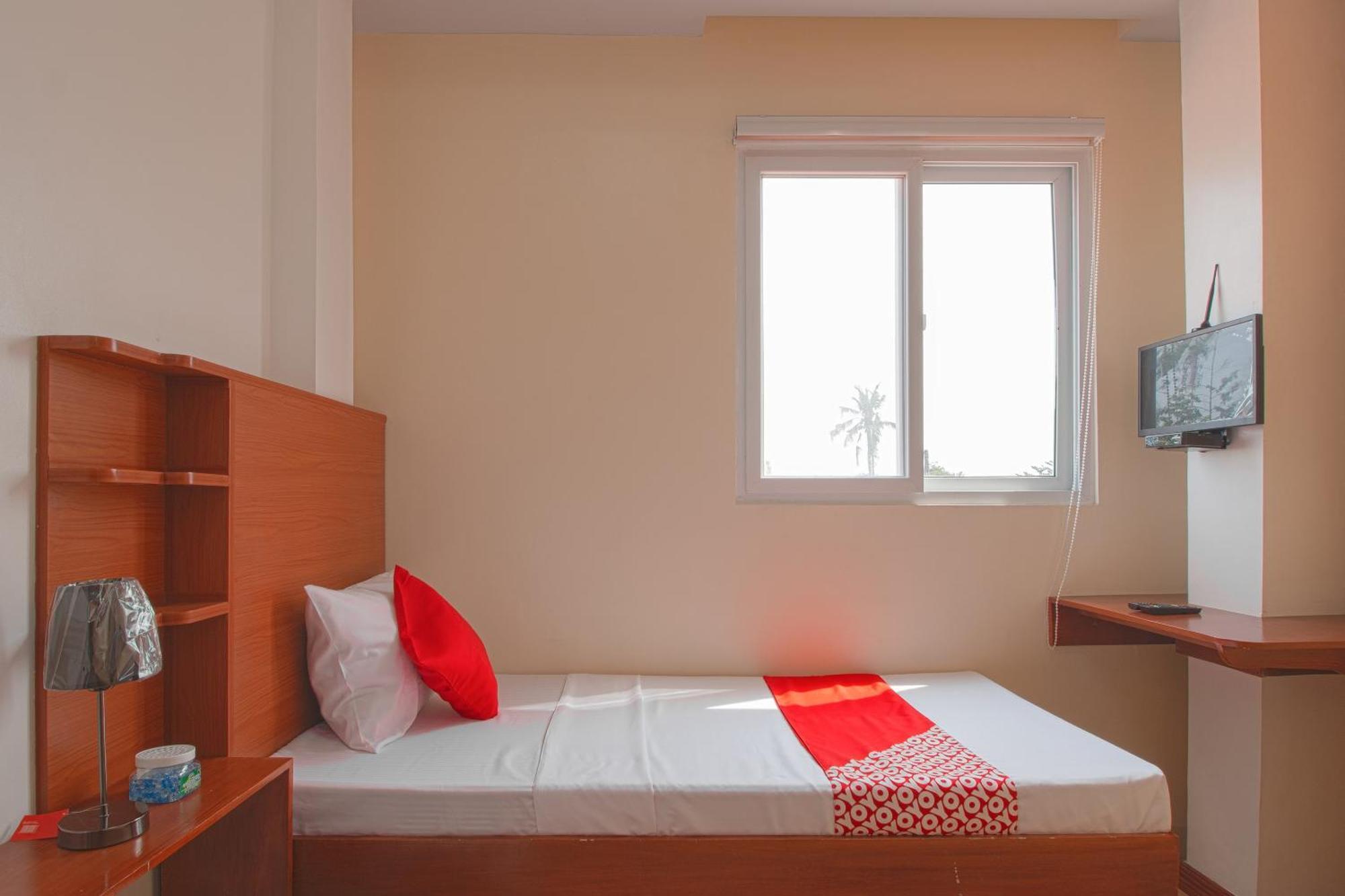 Oyo 685 K Fortune Apartelle Lapu-Lapu City Dış mekan fotoğraf